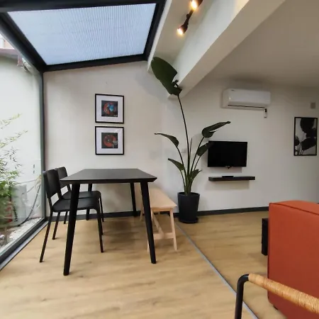 Apartment Уютные Апартаменты Посуточно, Квартира В Аренду, Анталия, Лара